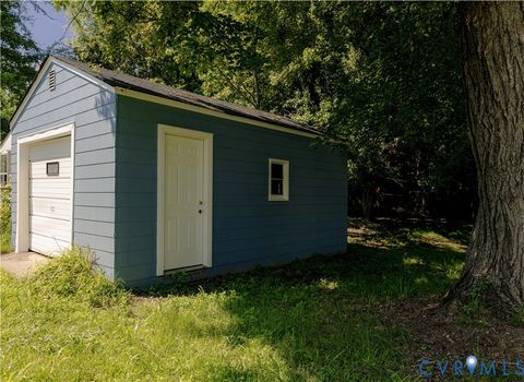 Tiny photo for 424 Elm Street, Petersburg, VA 23803 (MLS # 2618908)