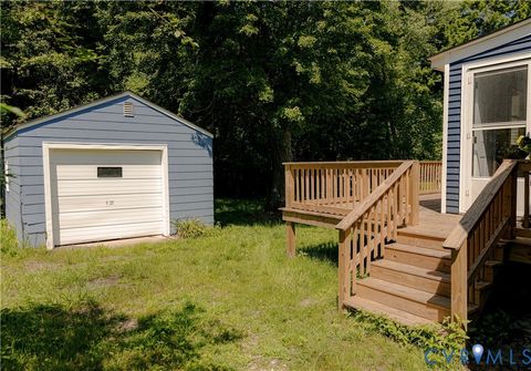 Tiny photo for 424 Elm Street, Petersburg, VA 23803 (MLS # 2618908)