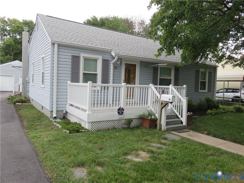 21 E Gray Street