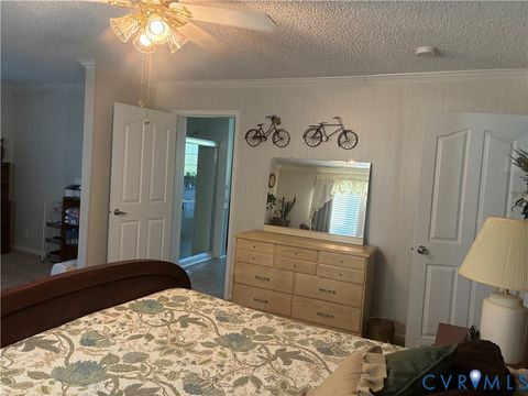 Tiny photo for 798 Newton Road, Buffalo Junction, VA 24529 (MLS # 2529371)