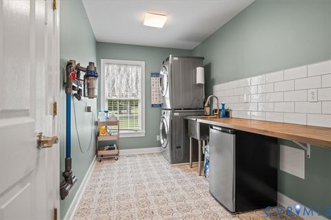 Tiny photo for 18030 River Road, Chesterfield, VA 23838 (MLS # 2527983)