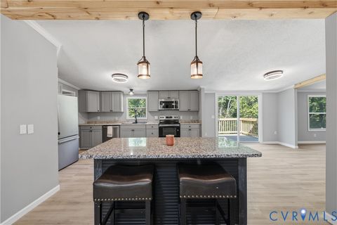 Tiny photo for 5599 Mountcastle Road, New Kent, VA 23140 (MLS # 2610292)