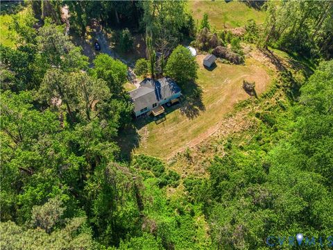 Tiny photo for 5599 Mountcastle Road, New Kent, VA 23140 (MLS # 2610292)