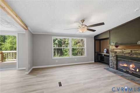 Tiny photo for 5599 Mountcastle Road, New Kent, VA 23140 (MLS # 2610292)