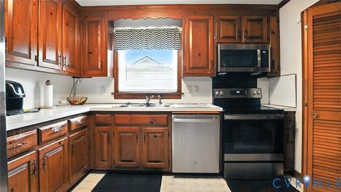 Tiny photo for 3913 Fenwick Street, Richmond, VA 23222 (MLS # 2604892)