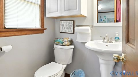 Tiny photo for 3913 Fenwick Street, Richmond, VA 23222 (MLS # 2604892)