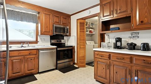 Tiny photo for 3913 Fenwick Street, Richmond, VA 23222 (MLS # 2604892)