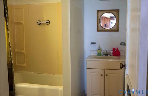 Tiny photo for 180 White Gate Drive, Ophelia, VA 22473 (MLS # 2616832)
