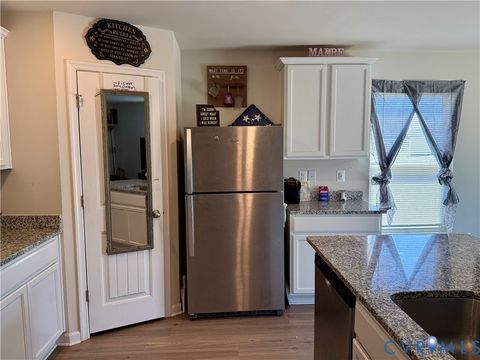 Tiny photo for 7926 Honeybee Court, Prince George, VA 23860 (MLS # 2611498)