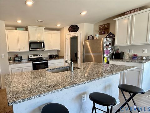 Tiny photo for 7926 Honeybee Court, Prince George, VA 23860 (MLS # 2611498)
