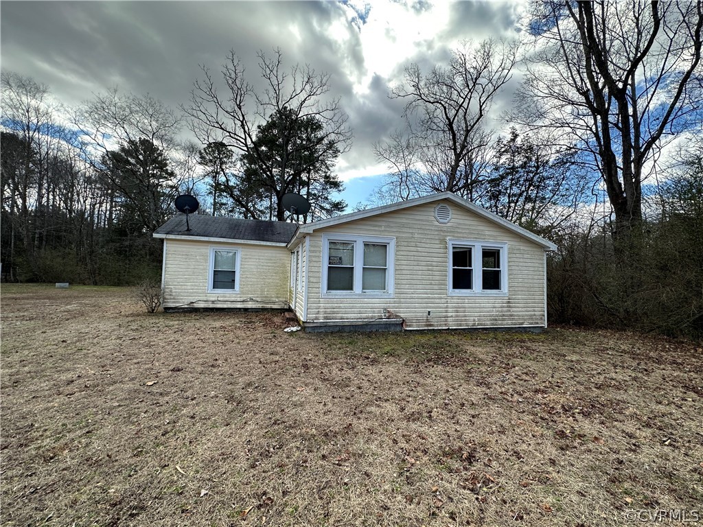 18415 James River Drive, Disputanta, VA 23842 MLS 2301409