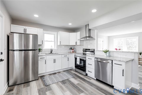 Tiny photo for 324 S 12th Avenue, Hopewell, VA 23860 (MLS # 2616695)