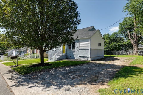 Tiny photo for 324 S 12th Avenue, Hopewell, VA 23860 (MLS # 2616695)