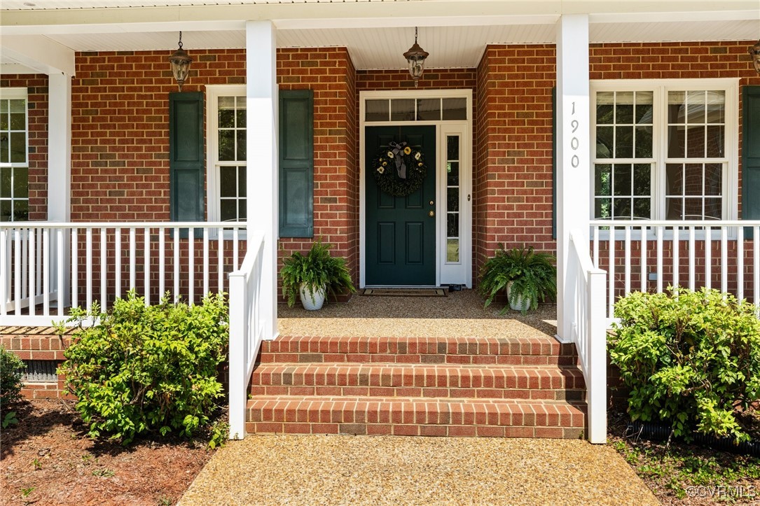 Powhatan, Virginia 23139, United States, 3 Bedrooms Bedrooms, ,3 BathroomsBathrooms,Residential,Pending,161012