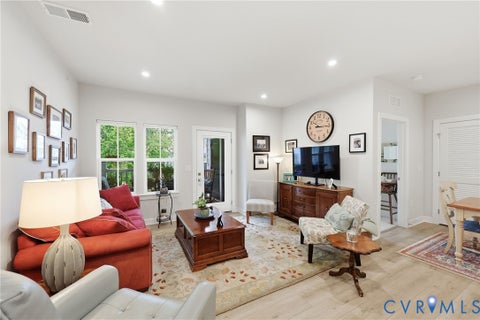 Tiny photo for 15801 Hallowell Ridge #304, Moseley, VA 23120 (MLS # 2626653)