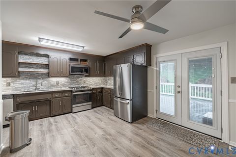 Tiny photo for 112 Sherwood Drive, Colonial Heights, VA 23834 (MLS # 2530195)