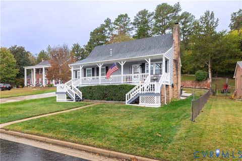 Tiny photo for 112 Sherwood Drive, Colonial Heights, VA 23834 (MLS # 2530195)