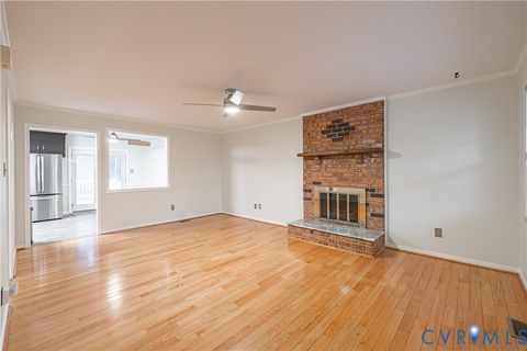 Tiny photo for 112 Sherwood Drive, Colonial Heights, VA 23834 (MLS # 2530195)