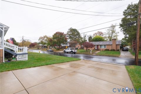 Tiny photo for 112 Sherwood Drive, Colonial Heights, VA 23834 (MLS # 2530195)