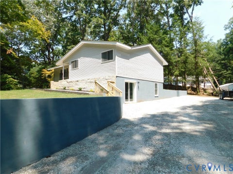 Tiny photo for 5322 Adams Road, Quinton, VA 23141 (MLS # 2621286)