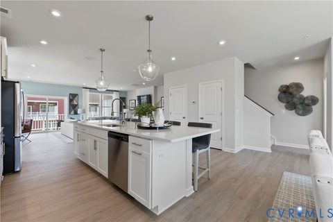 Tiny photo for 648 Brookwood Glen Terrace #B, Glen Allen, VA 23060 (MLS # 2527471)