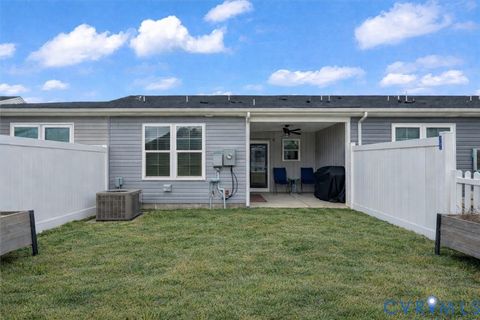 Tiny photo for 7246 Peyton Randolph Lane, New Kent, VA 23124 (MLS # 2602073)