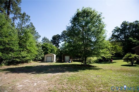 Tiny photo for 719 E 6th Avenue, Kenbridge, VA 23944 (MLS # 2612952)