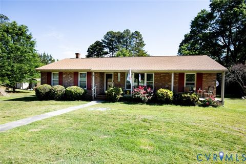Tiny photo for 719 E 6th Avenue, Kenbridge, VA 23944 (MLS # 2612952)