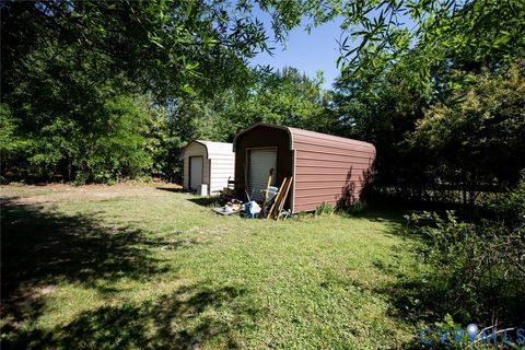 Tiny photo for 719 E 6th Avenue, Kenbridge, VA 23944 (MLS # 2612952)