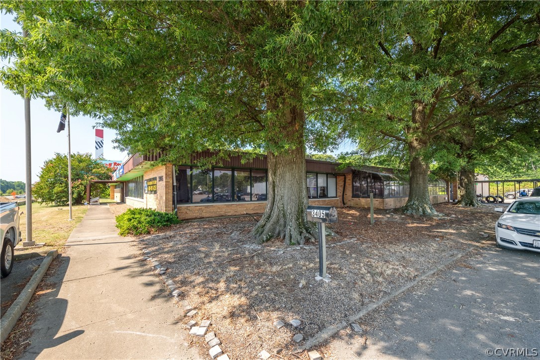 3405 Commerce Road