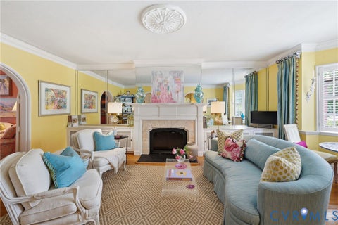 Tiny photo for 3125 Monument Avenue, Richmond, VA 23221 (MLS # 2621161)