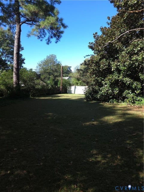 Tiny photo for 4114 Crestwood Road, Richmond, VA 23227 (MLS # 2628509)