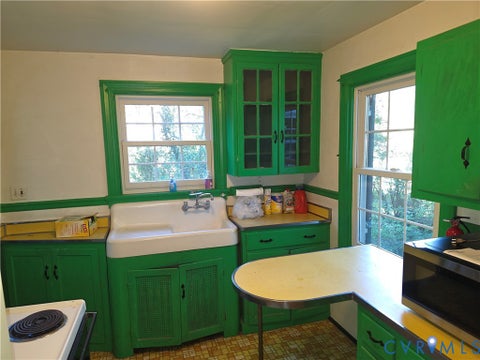 Tiny photo for 4114 Crestwood Road, Richmond, VA 23227 (MLS # 2628509)