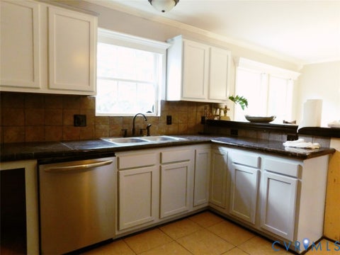 Tiny photo for 201 Deer Run RUN, Farmville, VA 23901 (MLS # 2626546)