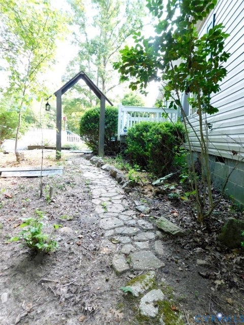 Tiny photo for 201 Deer Run RUN, Farmville, VA 23901 (MLS # 2626546)