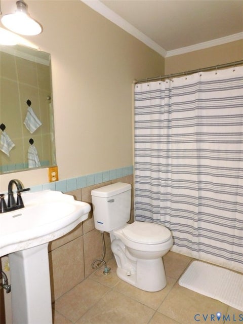 Tiny photo for 201 Deer Run RUN, Farmville, VA 23901 (MLS # 2626546)