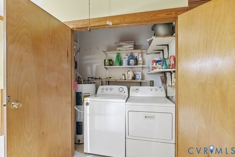 Tiny photo for 304 W Sycamore Street, Chase City, VA 23924 (MLS # 2605718)