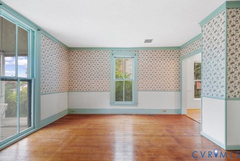 Tiny photo for 304 W Sycamore Street, Chase City, VA 23924 (MLS # 2605718)