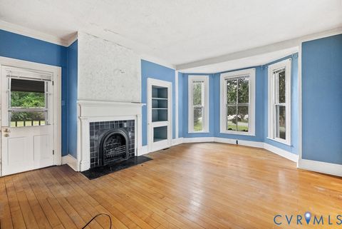 Tiny photo for 304 W Sycamore Street, Chase City, VA 23924 (MLS # 2605718)