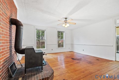 Tiny photo for 304 W Sycamore Street, Chase City, VA 23924 (MLS # 2605718)