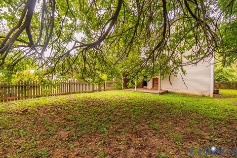 Tiny photo for 304 W Sycamore Street, Chase City, VA 23924 (MLS # 2605718)