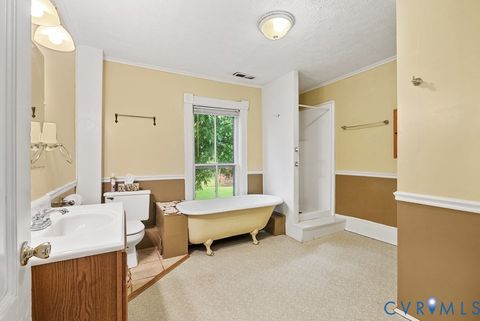Tiny photo for 304 W Sycamore Street, Chase City, VA 23924 (MLS # 2605718)