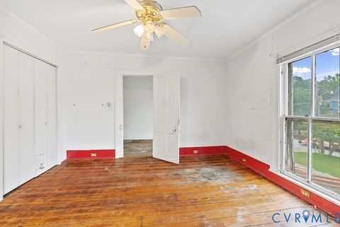 Tiny photo for 304 W Sycamore Street, Chase City, VA 23924 (MLS # 2605718)