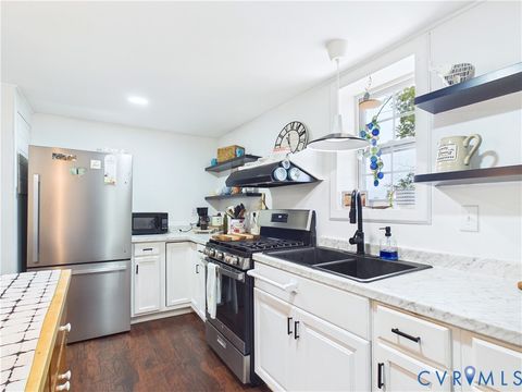 Tiny photo for 10015 Kings Highway Hwy, Drakes Branch, VA 23927 (MLS # 2611103)