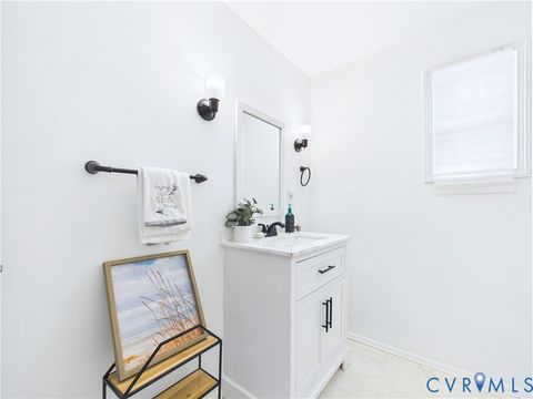 Tiny photo for 10015 Kings Highway Hwy, Drakes Branch, VA 23927 (MLS # 2611103)