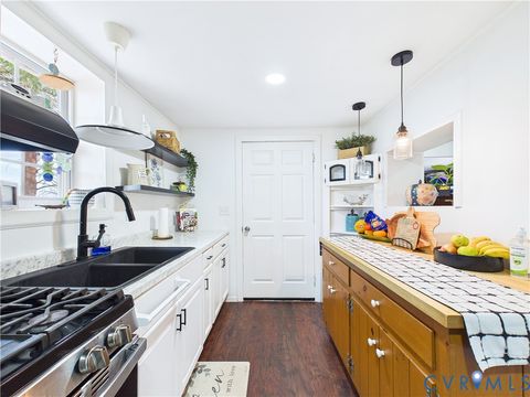 Tiny photo for 10015 Kings Highway Hwy, Drakes Branch, VA 23927 (MLS # 2611103)