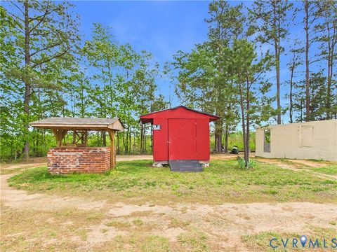 Tiny photo for 10015 Kings Highway Hwy, Drakes Branch, VA 23927 (MLS # 2611103)