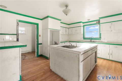 Tiny photo for 9144 General Puller Highway, Topping, VA 23169 (MLS # 2609819)