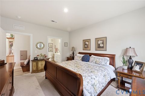 Tiny photo for 15801 Hallowell Ridge #304, Moseley, VA 23120 (MLS # 2620289)