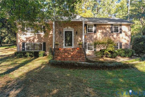 12869 Richmond Street Chester VA 23831